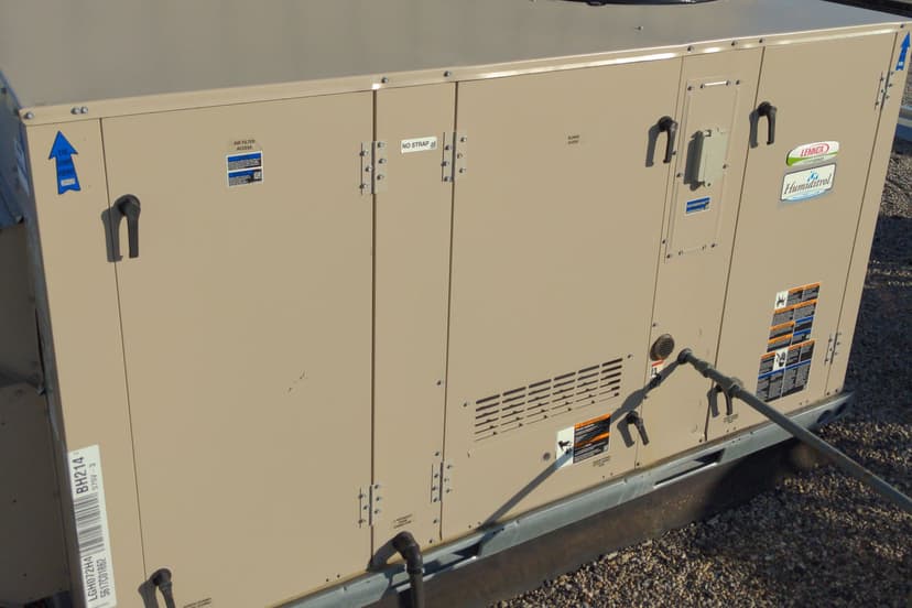 Commercial HVAC service work